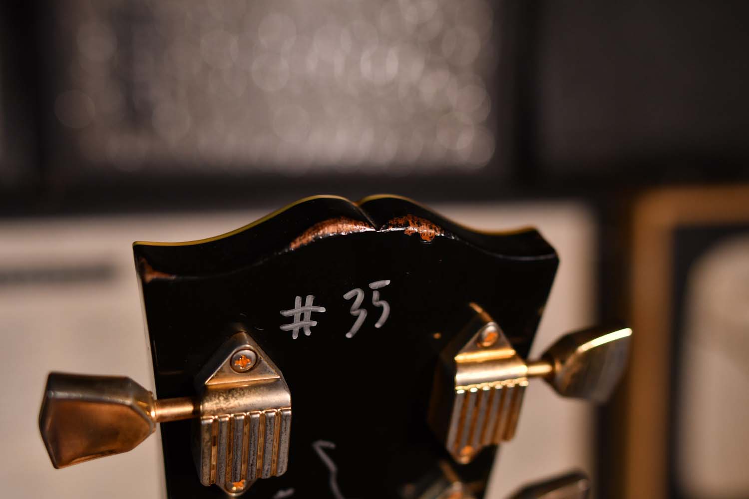 Gibson Custom Shop Robbie Kreiger Les Paul Custom Aged & Signed Black 2014