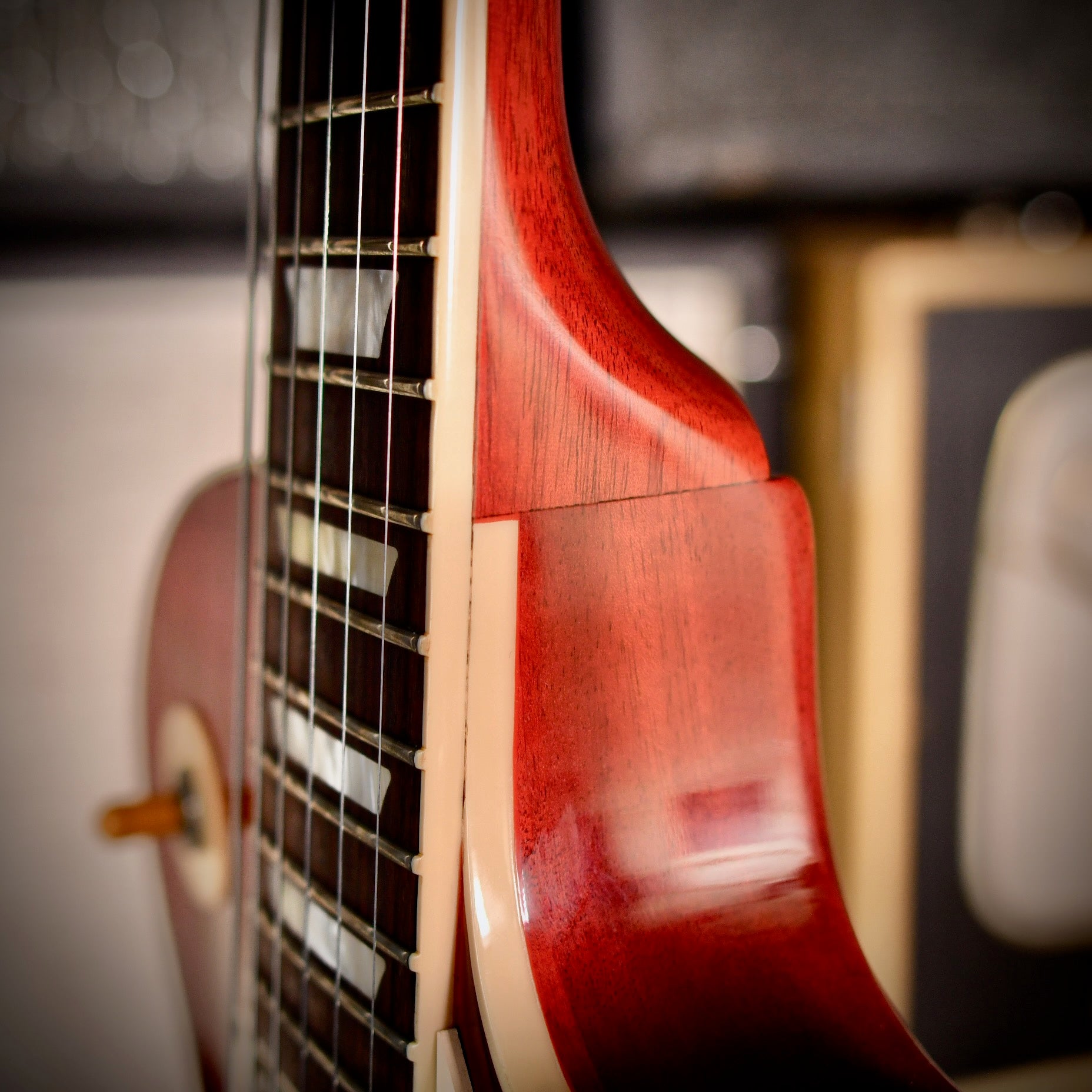 Gibson Les Paul Standard Heritage Cherry Sunburst 2023