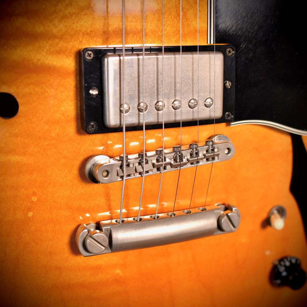 Gibson ES-335 Sunburst 2000