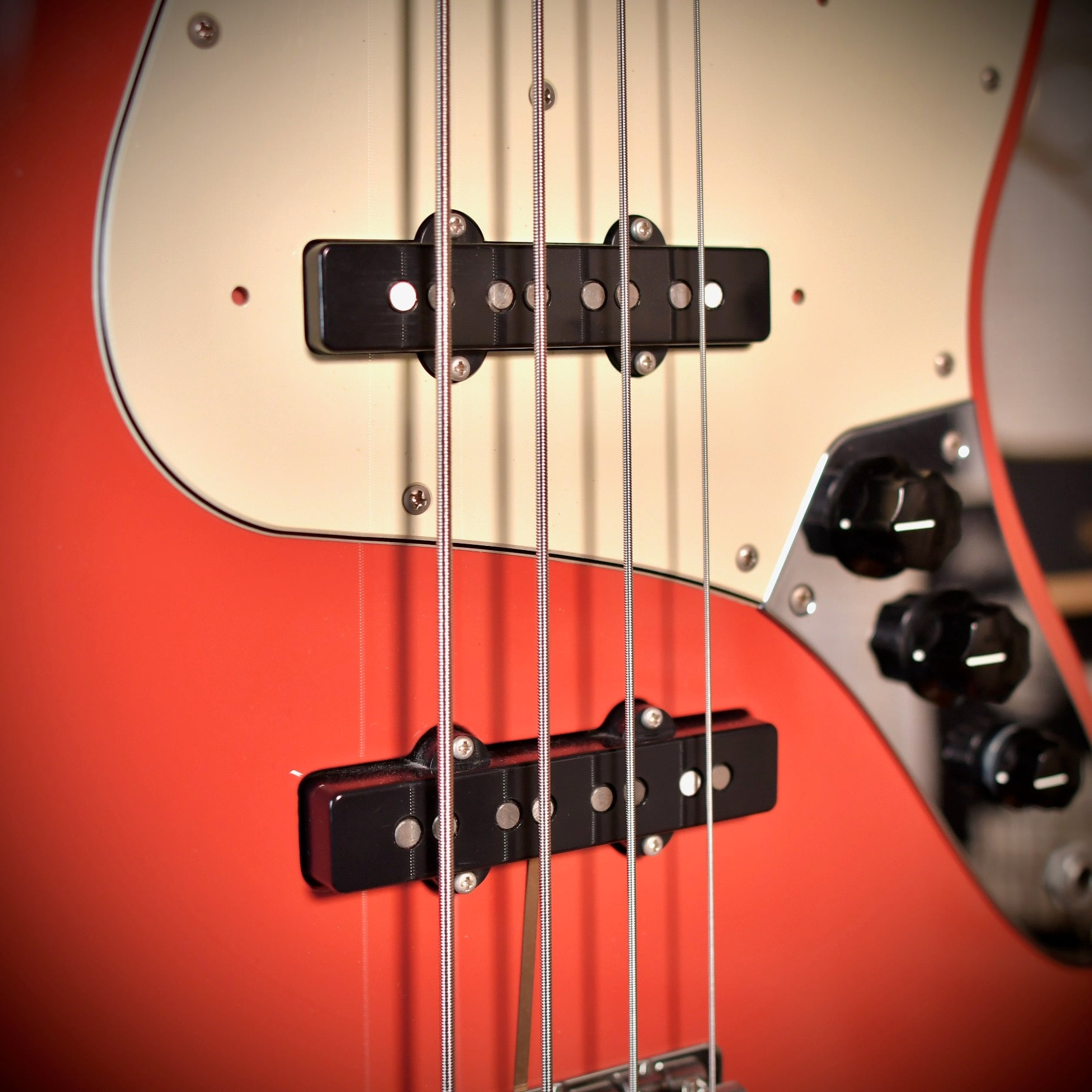 Fender MIJ Traditional 60s Jazz Bass Fiesta Red 2020