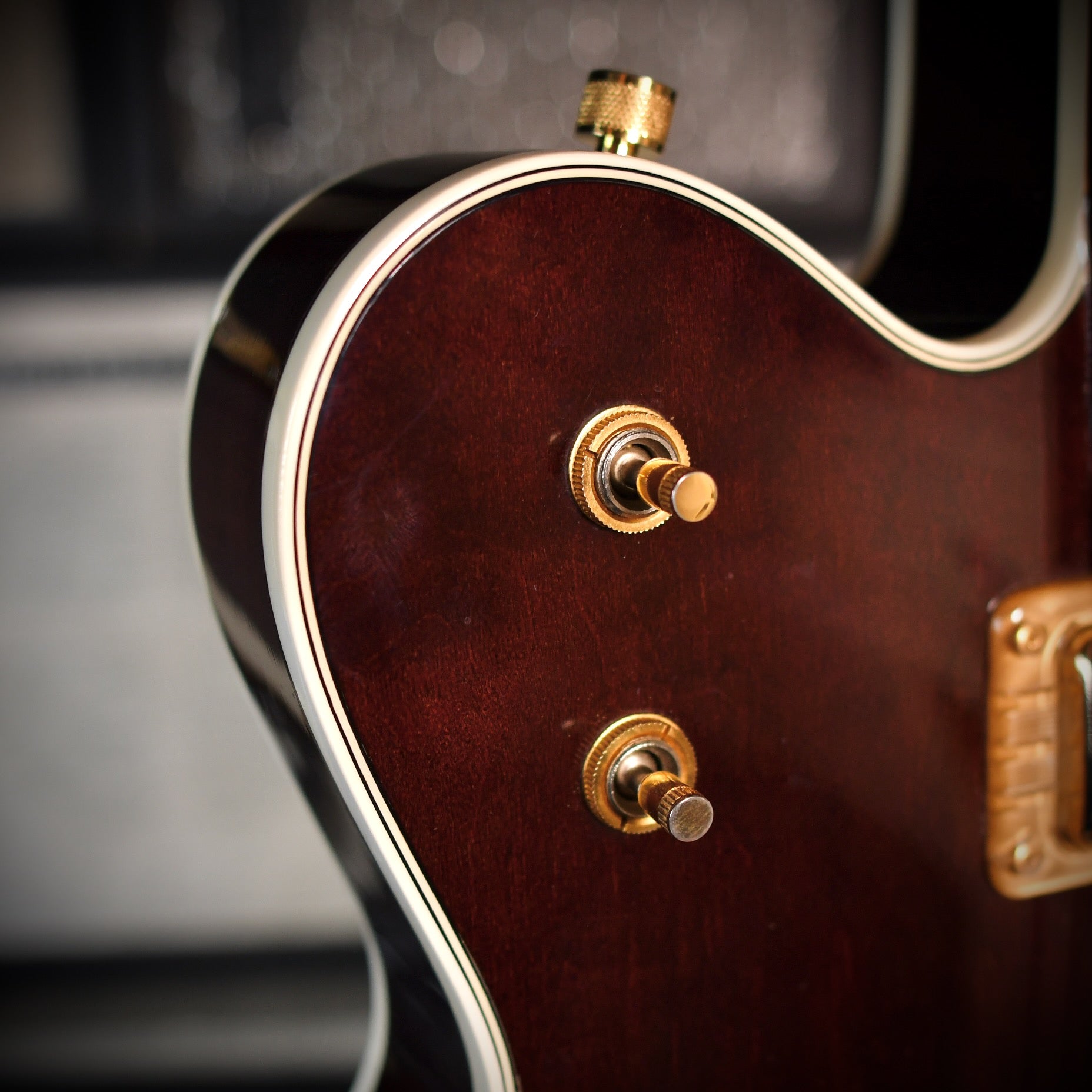 Gretsch 6122-22 Country Classic II Walnut 1995