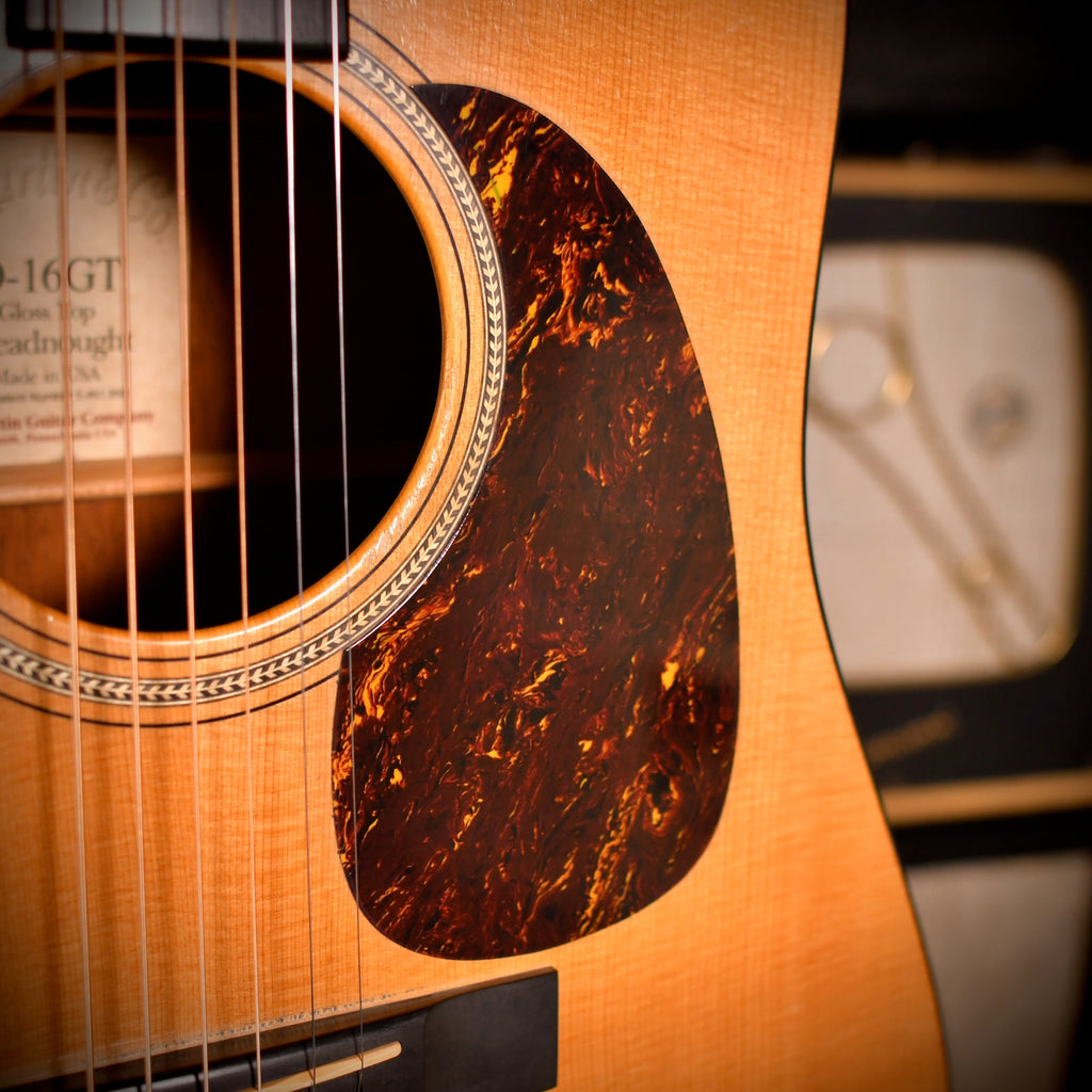 Martin D16-GT Natural 2004