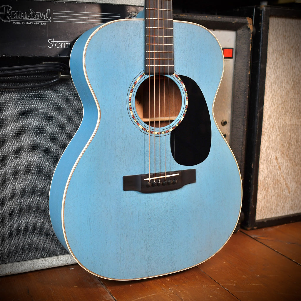 Martin Custom Shop Style 17 000 "Blue Boy" Satin Sonic Blue 2016