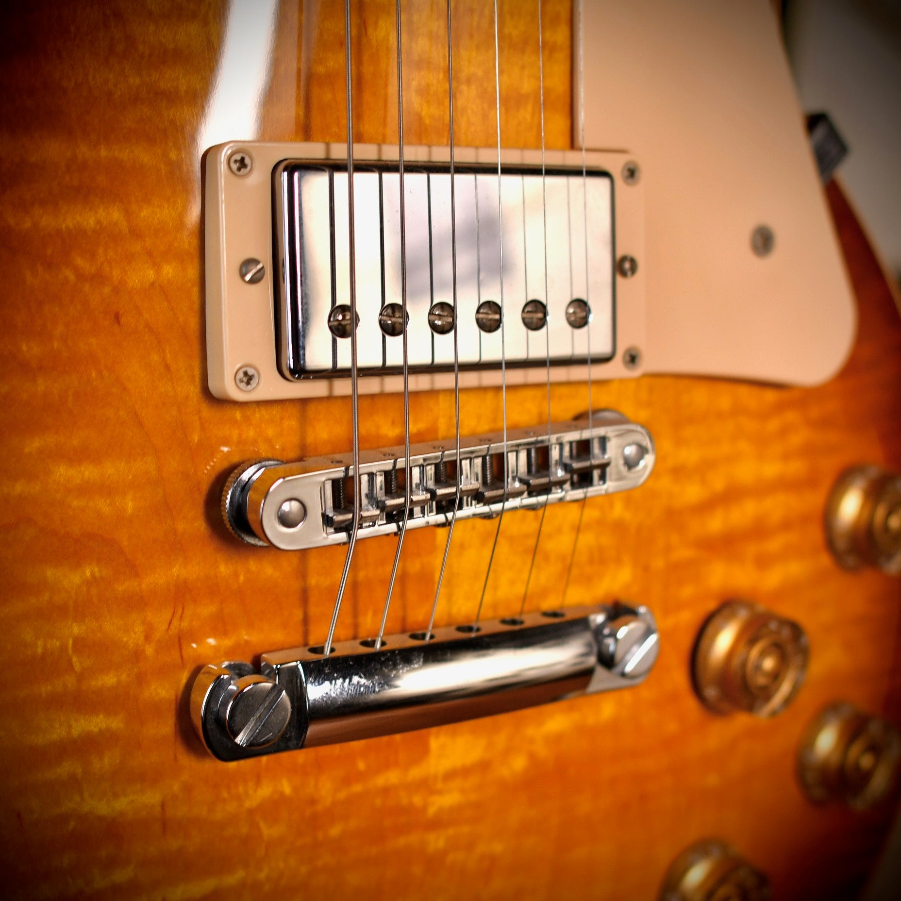 Gibson Les Paul Traditional Plus Sunburst 2012 – Hanks