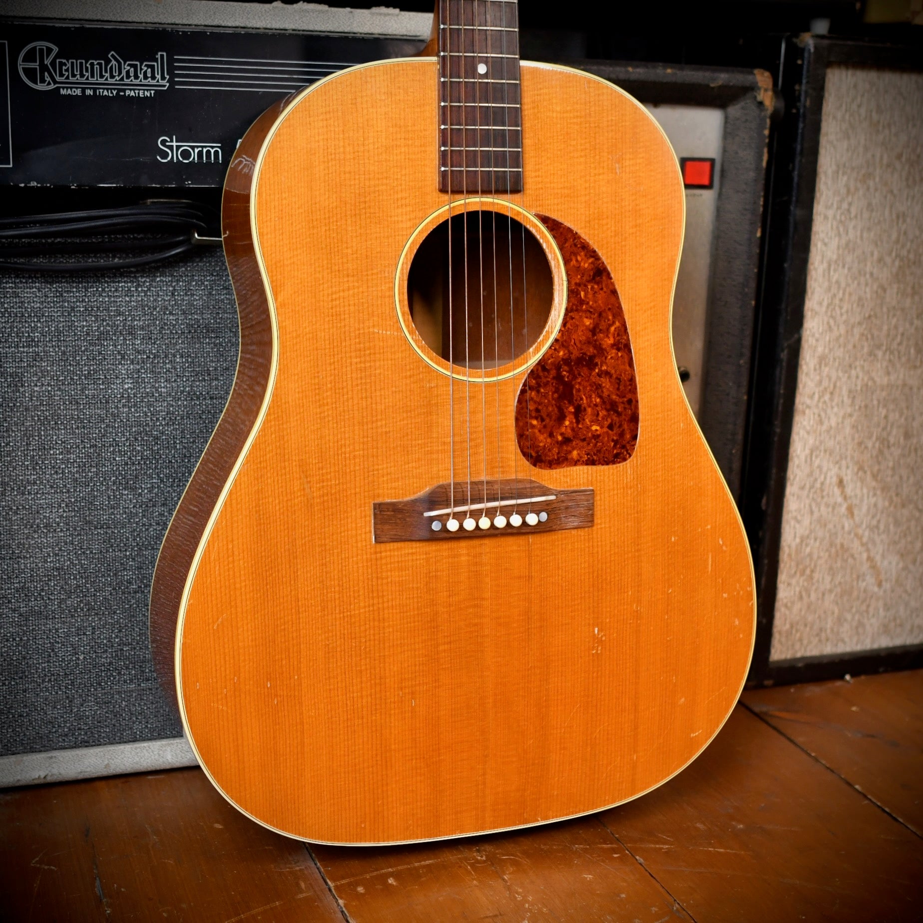Gibson J-50 Natural 1952