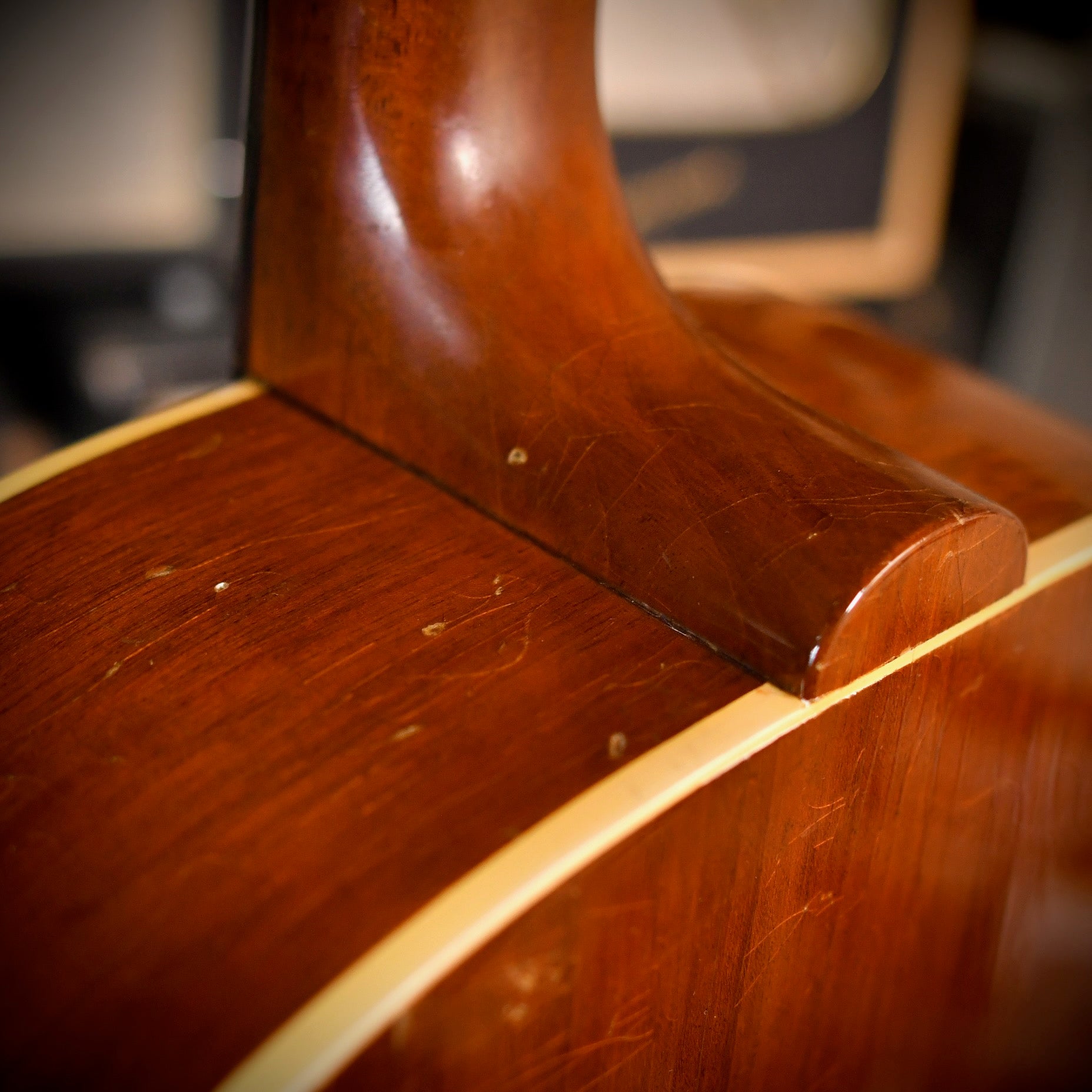 Gibson J-50 Natural 1952