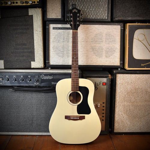 Guild D25 "Albino" White 2003