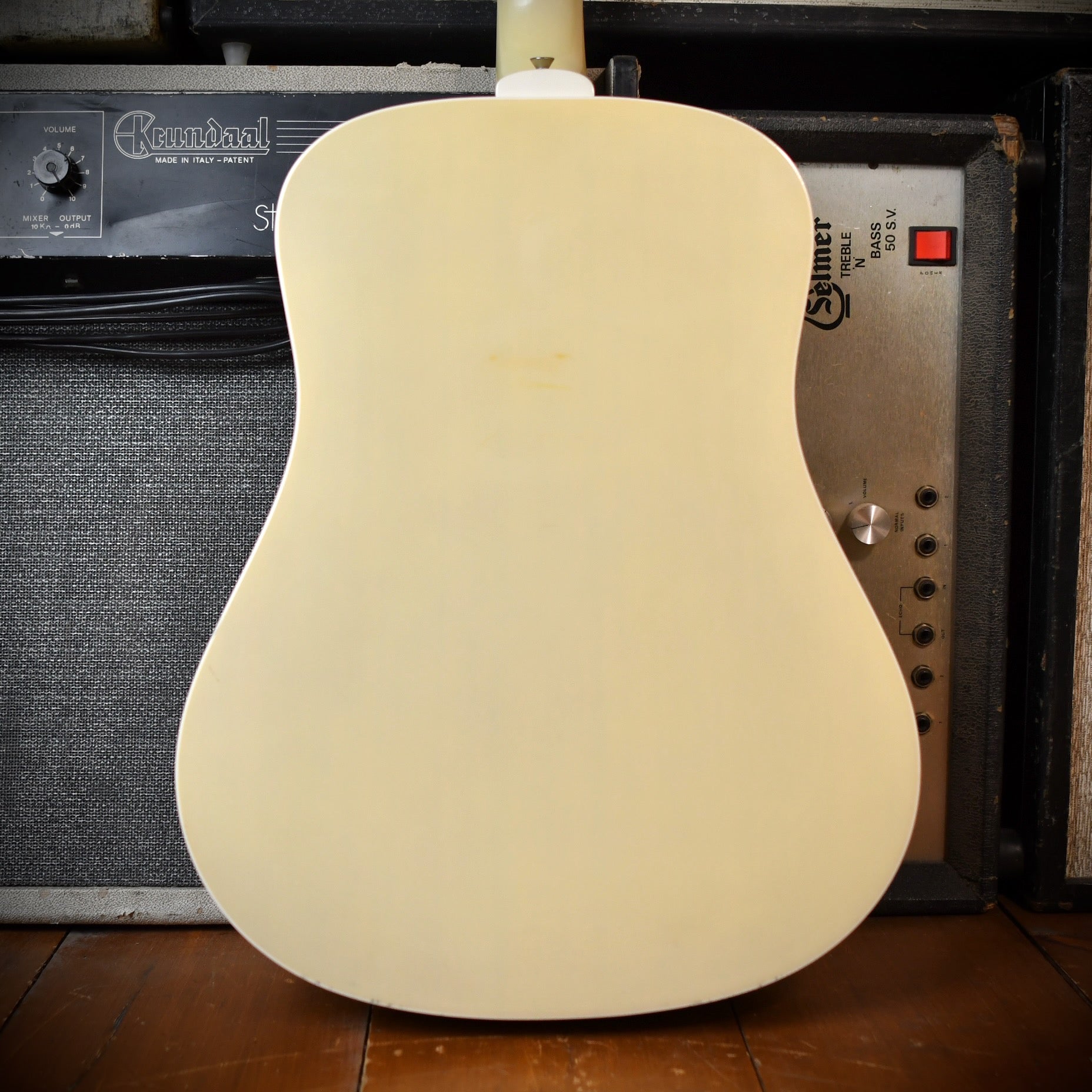 Guild D25 "Albino" White 2003