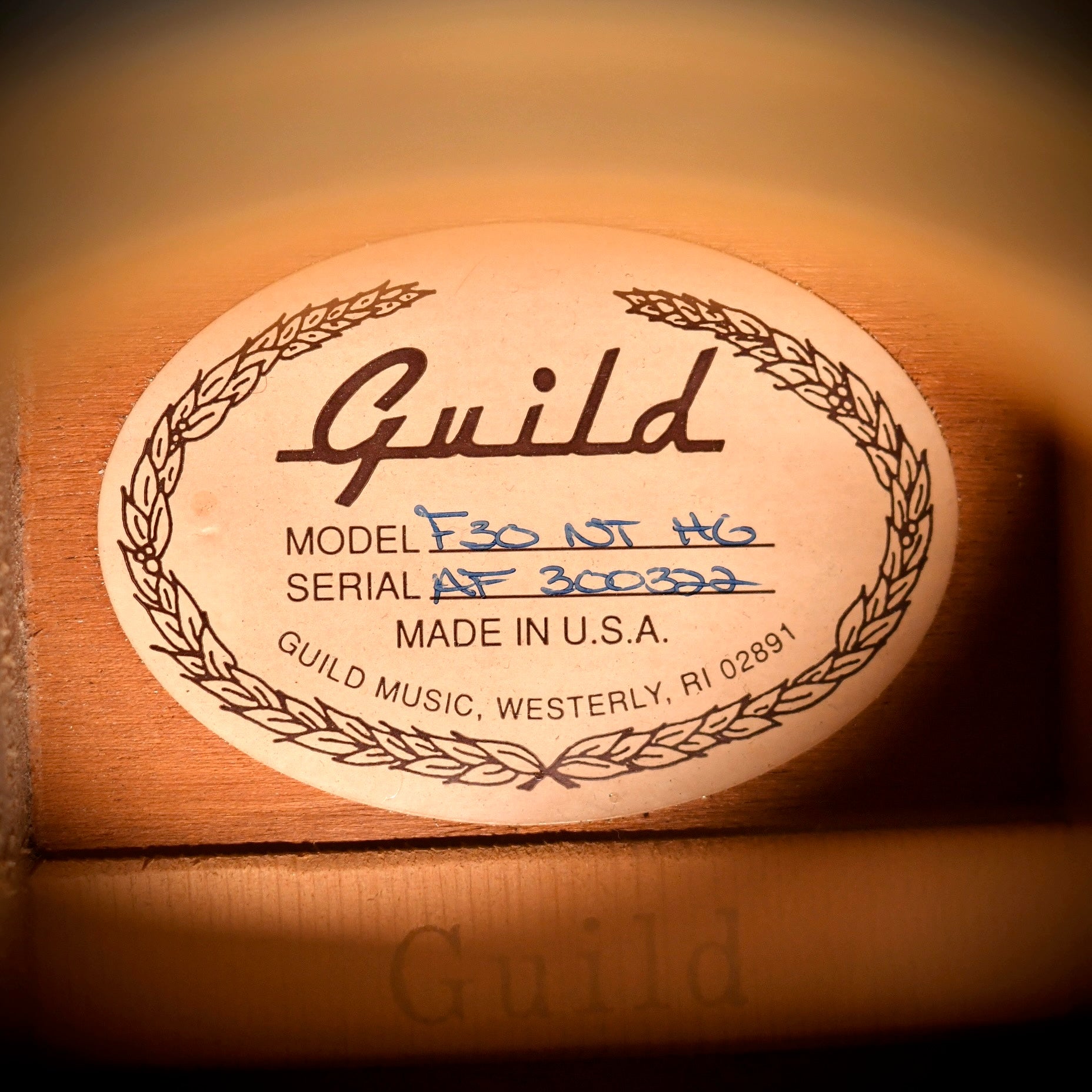 Guild F30-NT HG Natural 1996