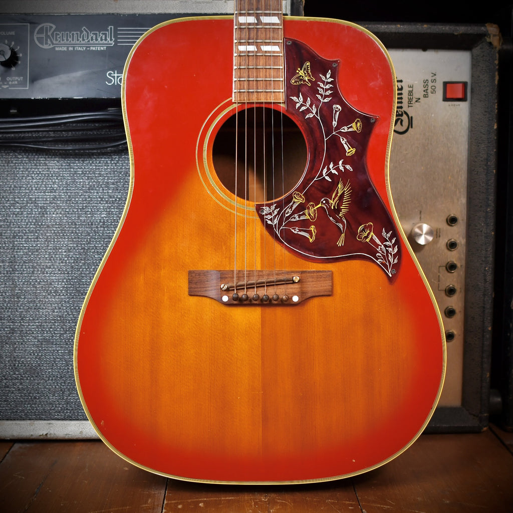 Gibson Hummingbird Cherry Sunburst 1968