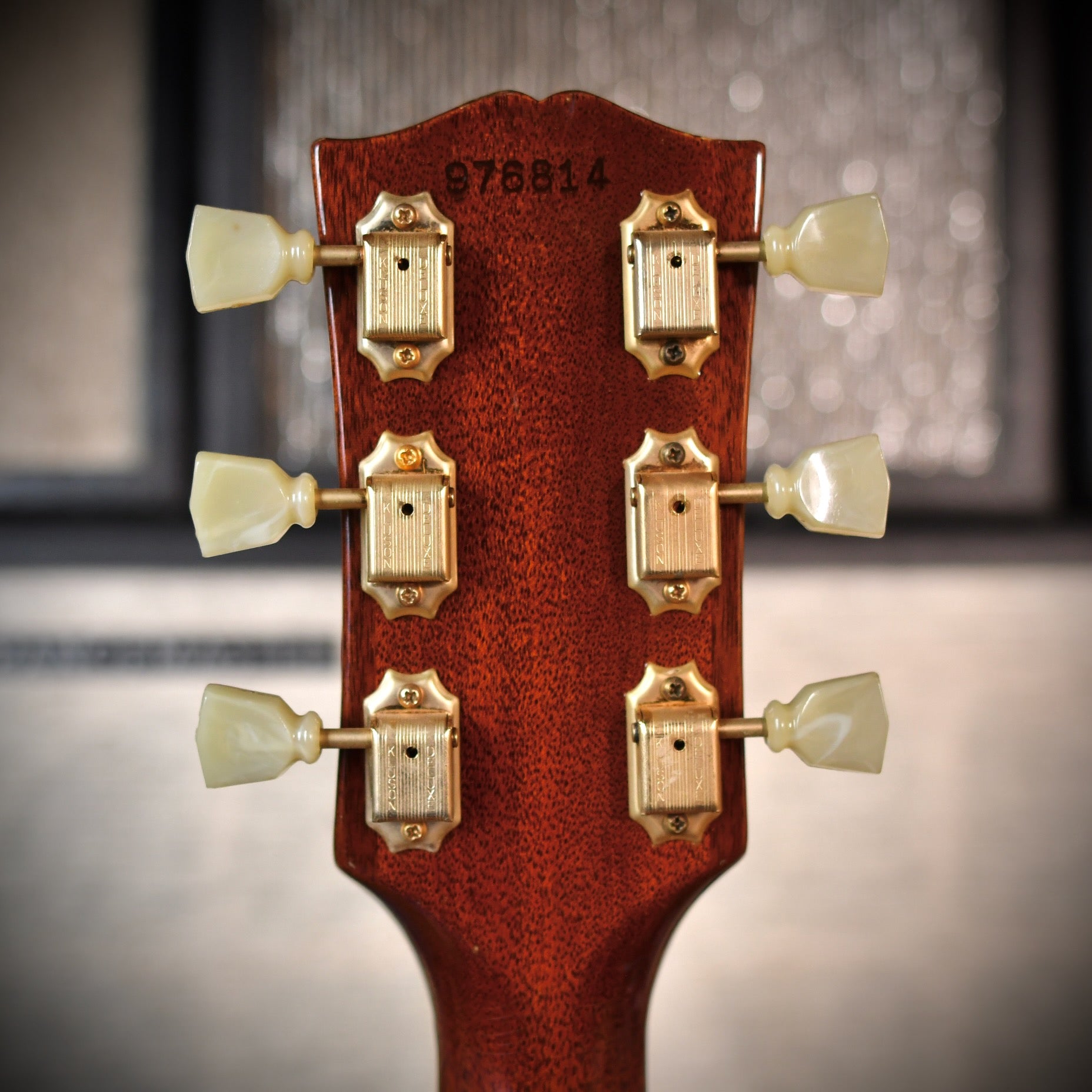 Gibson Hummingbird Cherry Sunburst 1968
