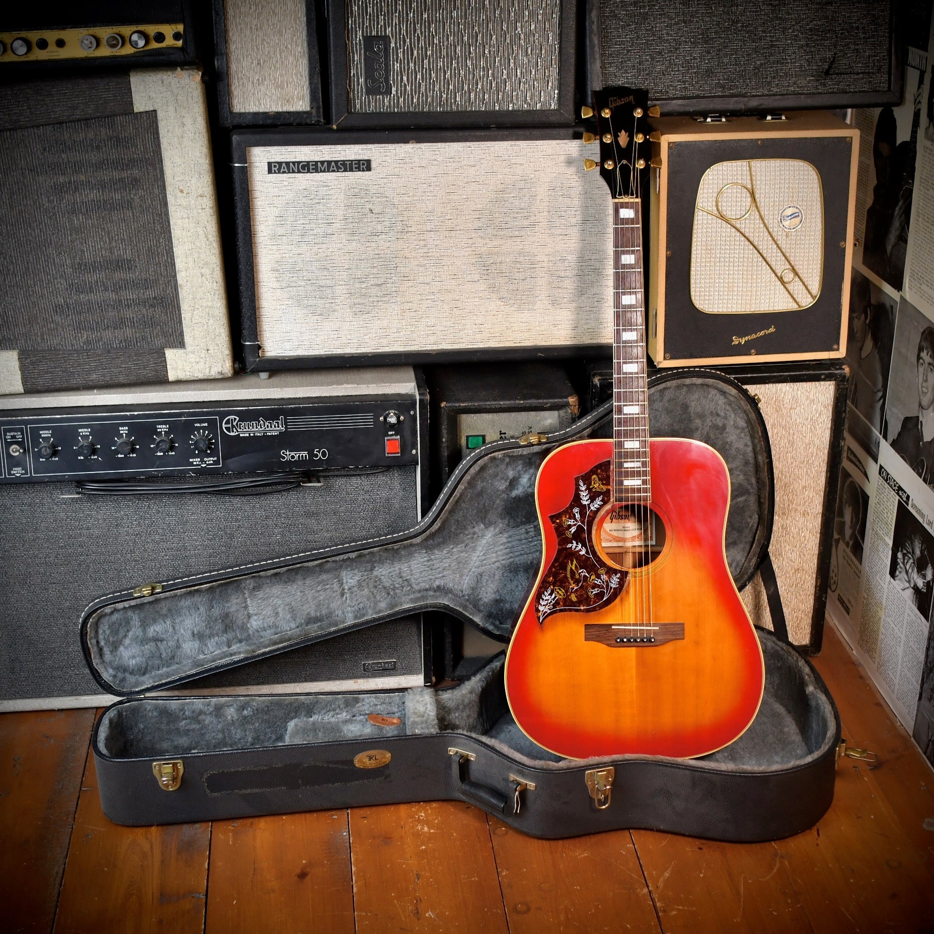 Gibson Hummingbird LEFT-HANDED Cherry Sunburst 1979