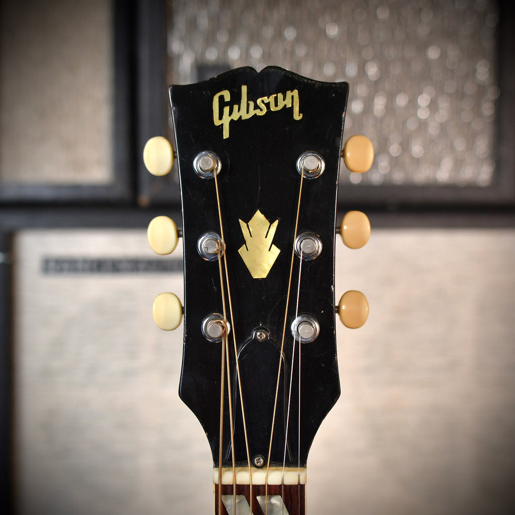 Gibson Southern Jumbo Deluxe Cherry Sunburst 1969