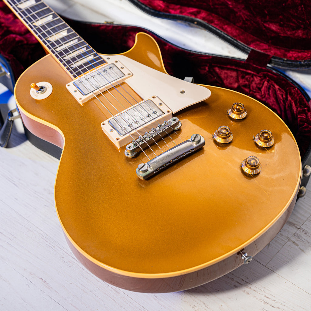 Gibson Custom Shop Historic 1957 Reissue Les Paul Standard with B RWood Board Gold Top 2003