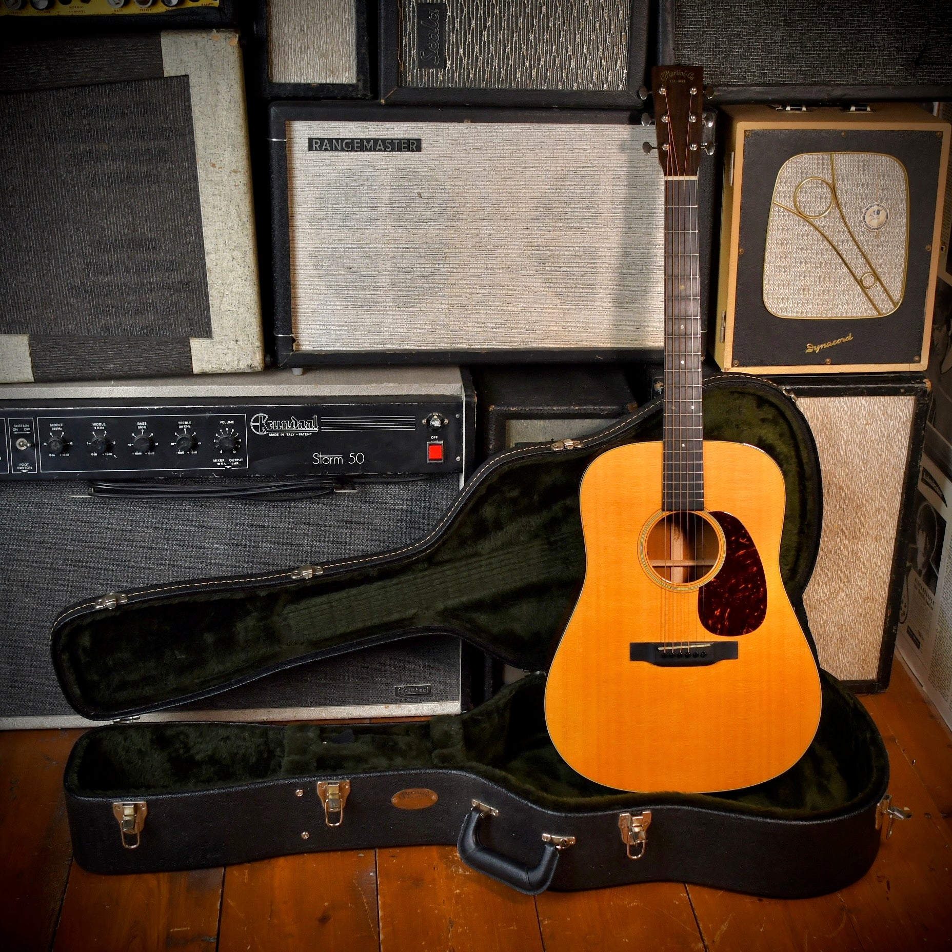 Martin D-18 Dreadnought Centennial Natural 2016