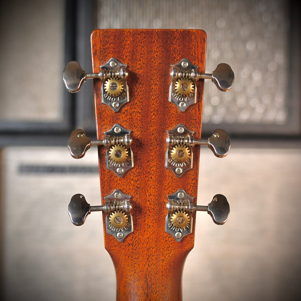 Martin D-18 Dreadnought Centennial Natural 2016