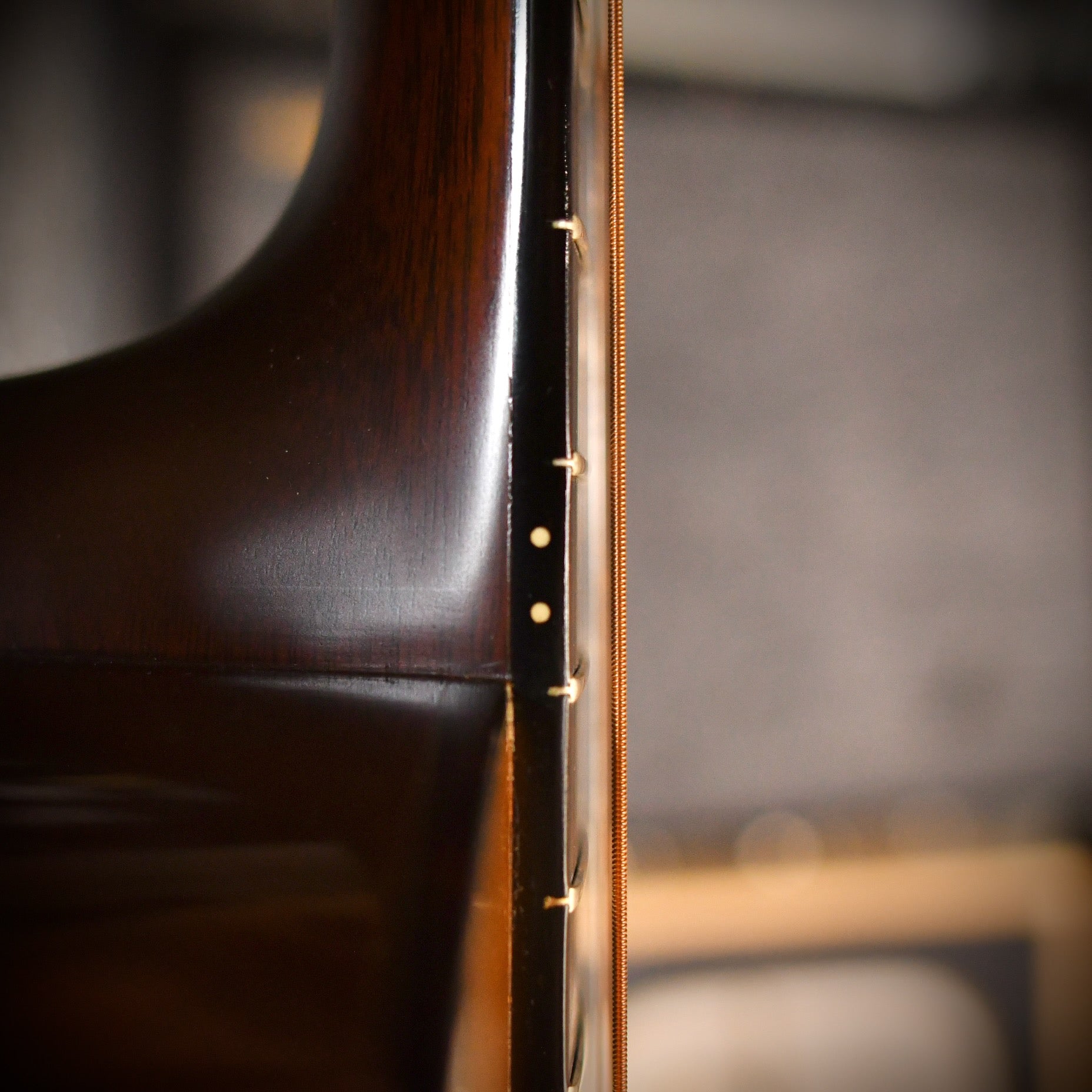 Martin D-18V MS Natural 1997