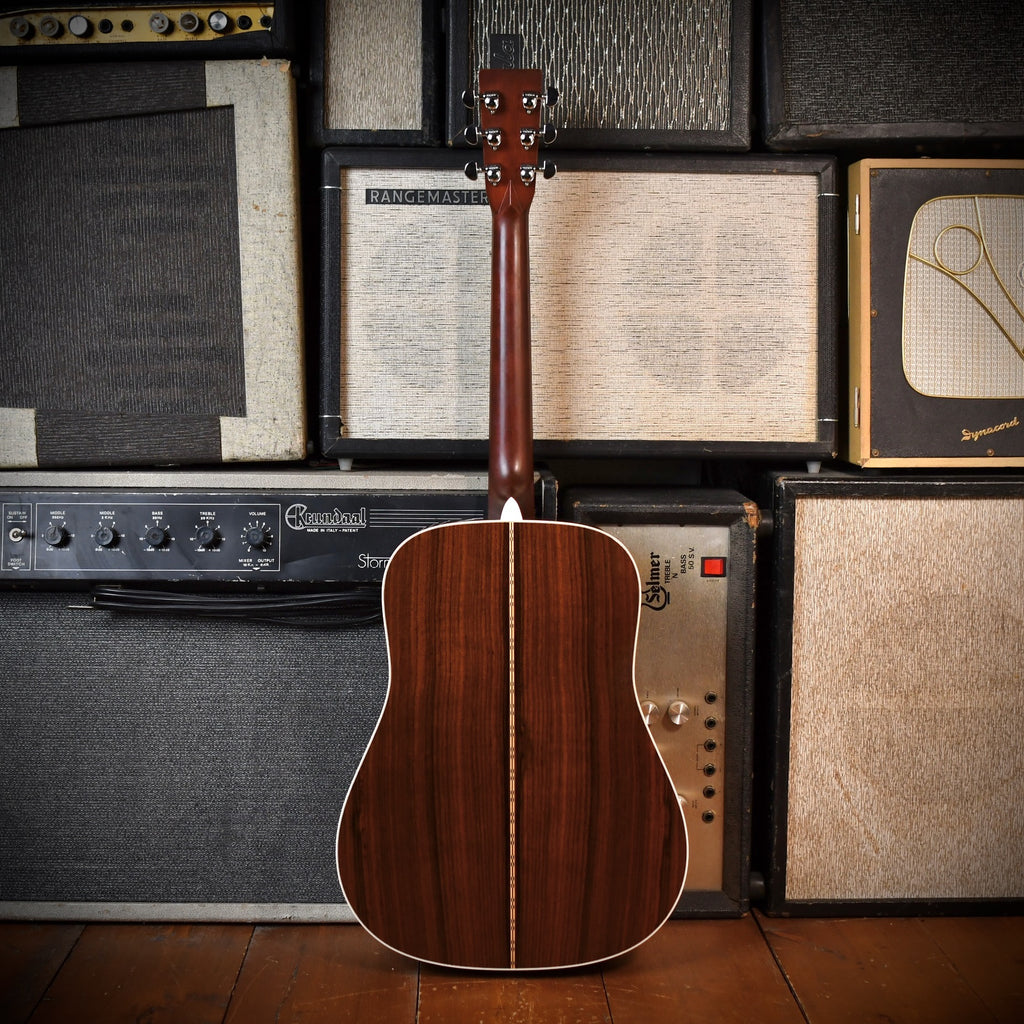 Martin D-28 Natural 2011