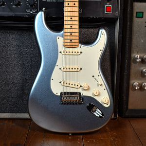 Fender Stratocaster American Deluxe Mystic Blue Ice 2014