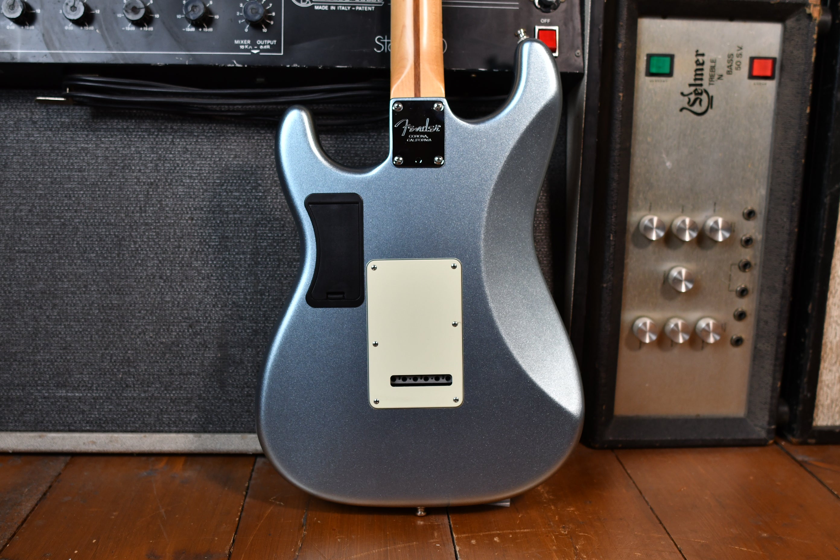 Fender Stratocaster American Deluxe Mystic Blue Ice 2014