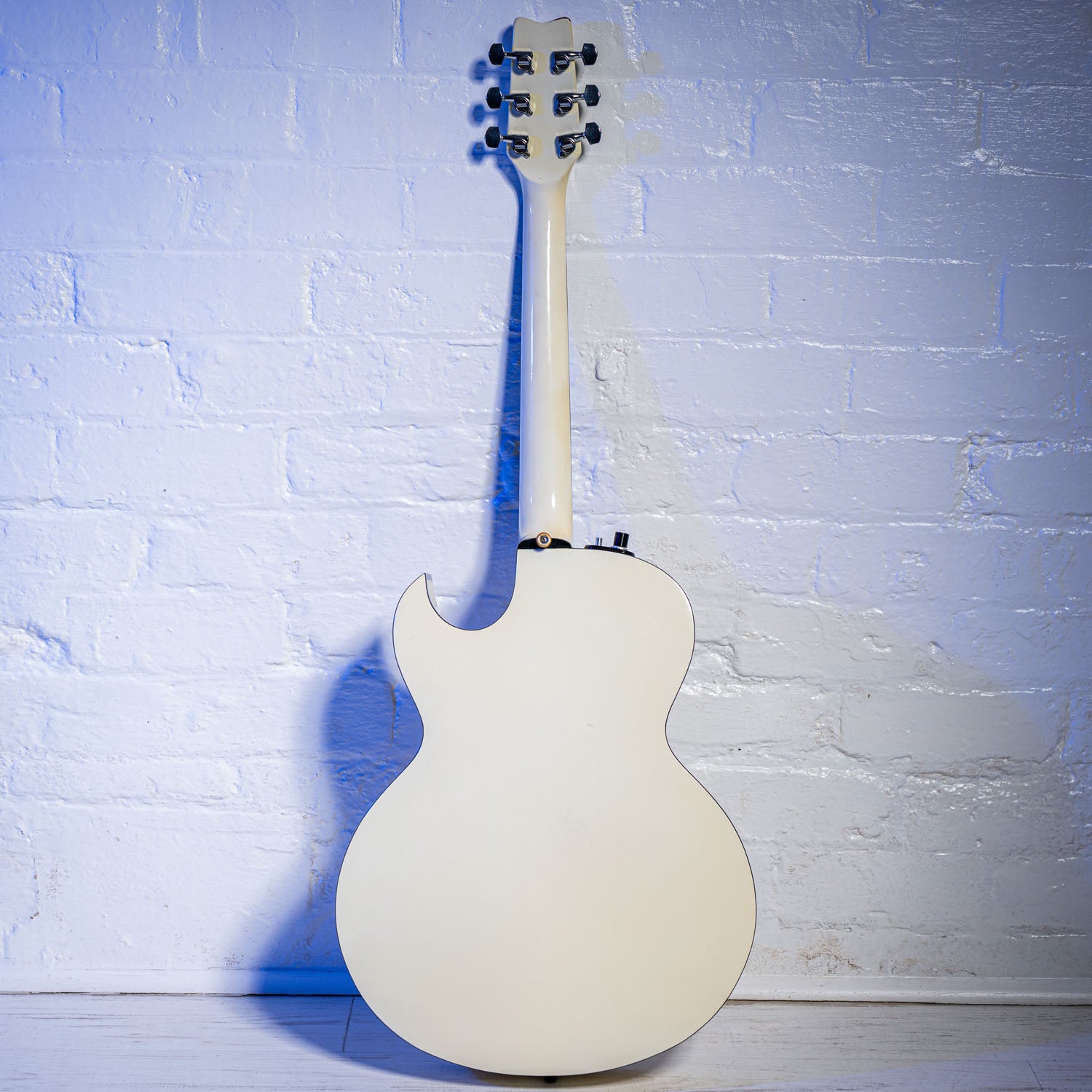 Washburn EA-20 Ex Bob Dylan Touring Guitar White 1986