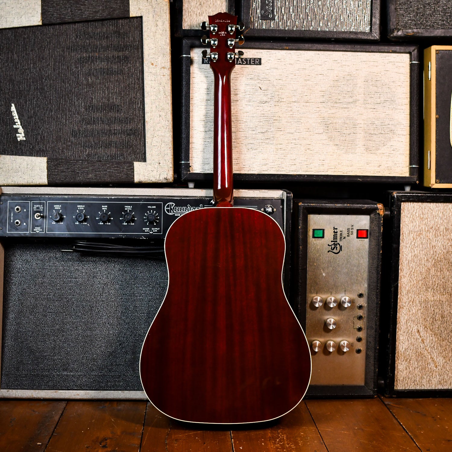 Gibson J-45 Standard Wine Red 2024