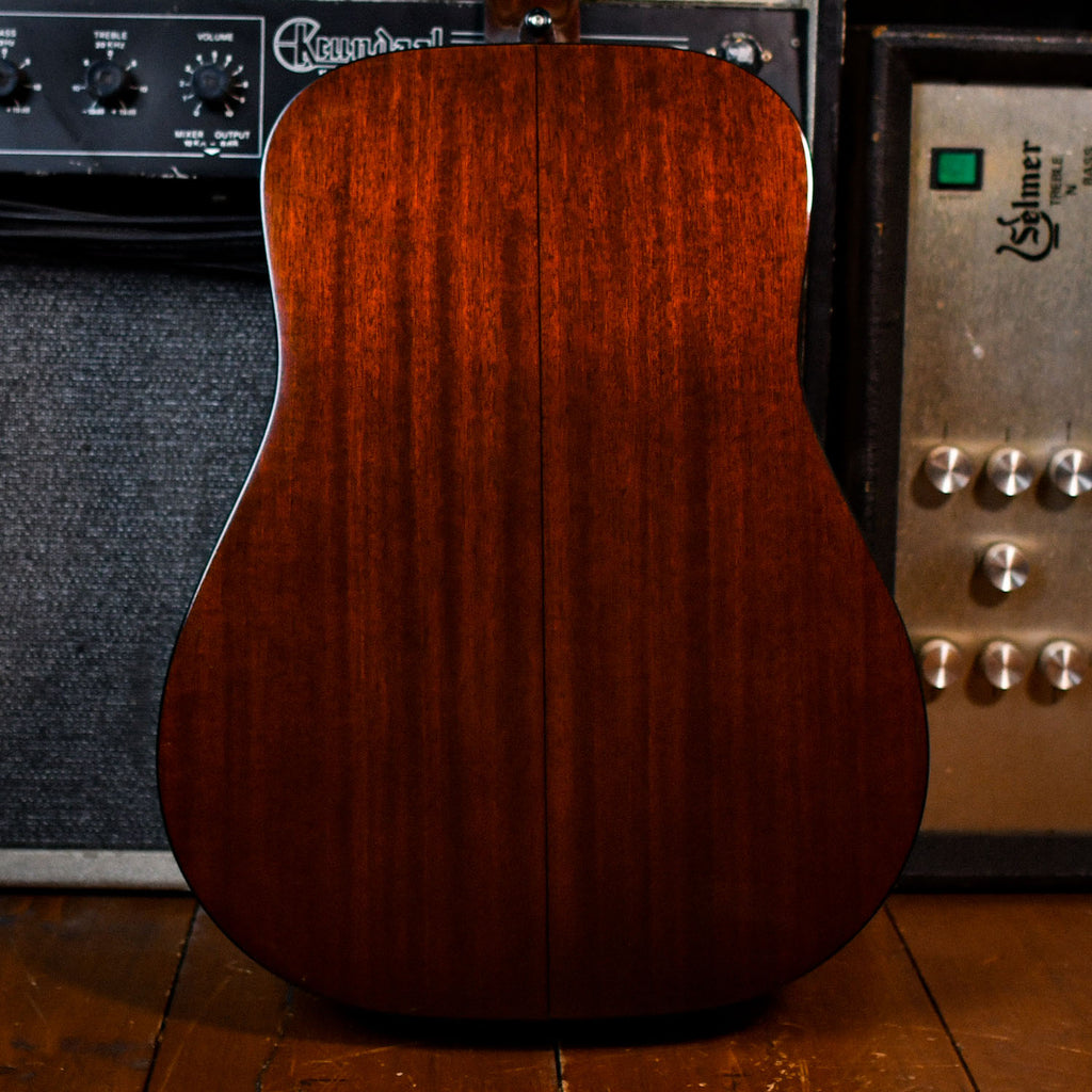 Martin D-18 Sunburst 1975