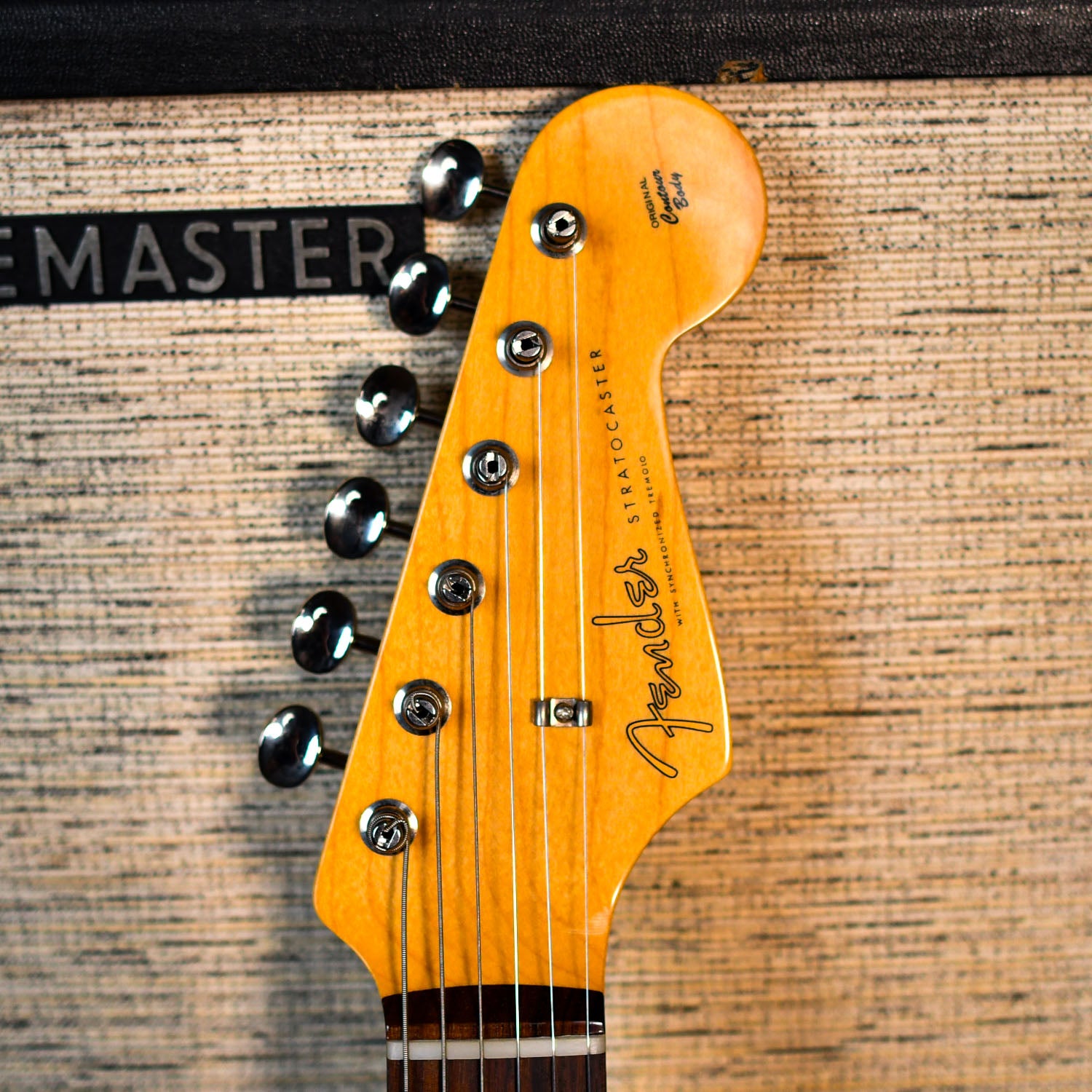 Fender FSR Traditional II 60's Stratocaster Daphne Blue 2025