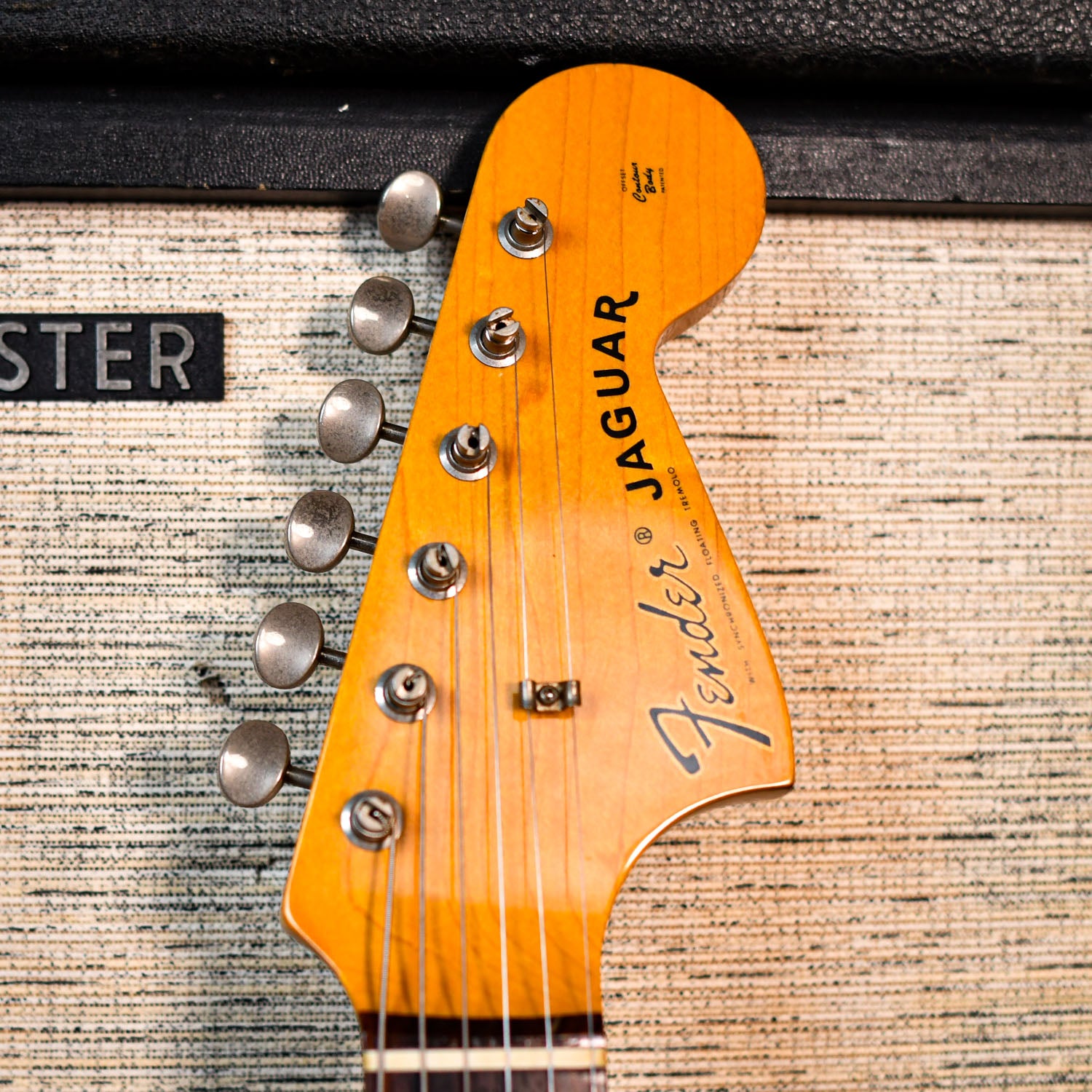 Fender Jaguar JG66-85 3-Tone Sunburst 2000