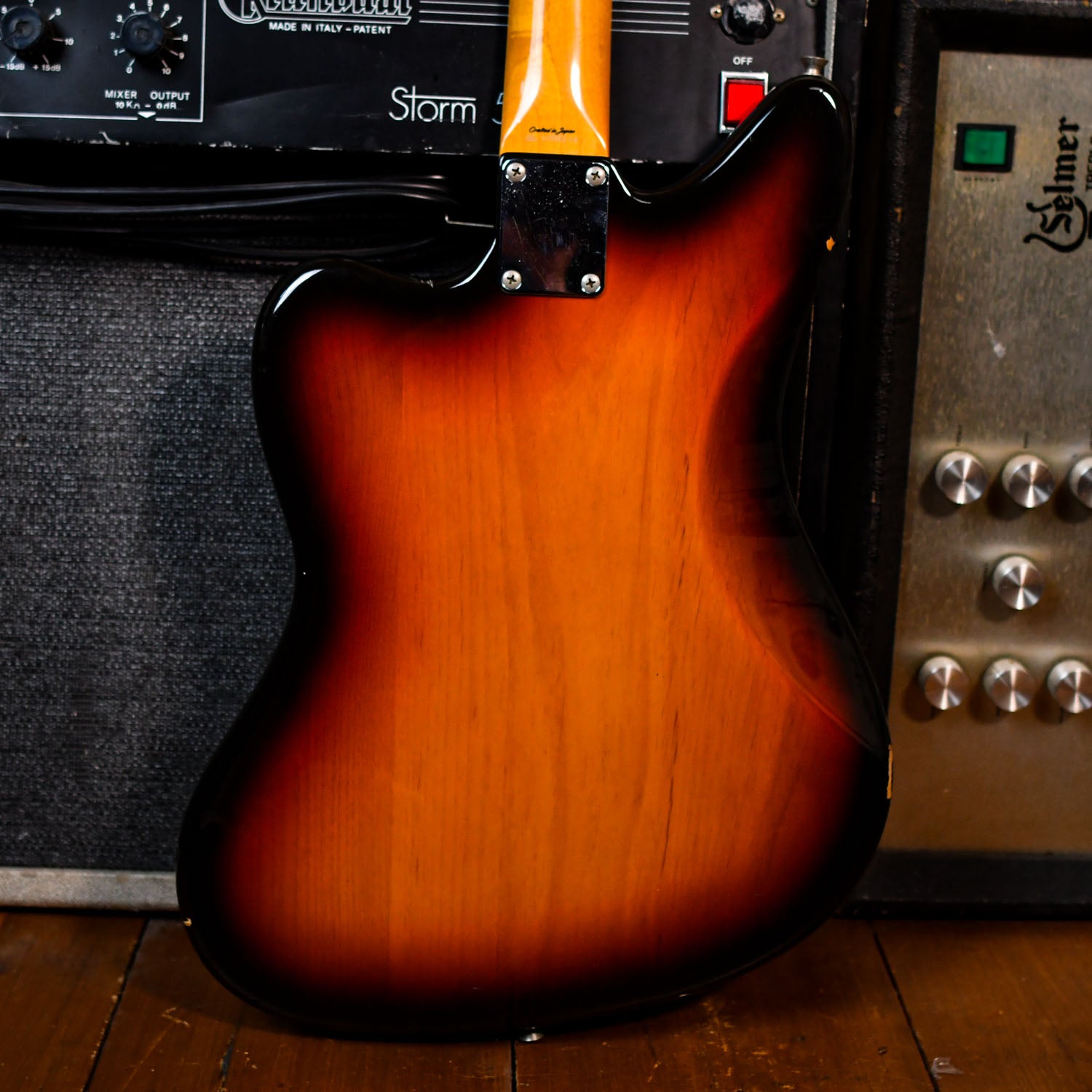 Fender Jaguar JG66-85 3-Tone Sunburst 2000