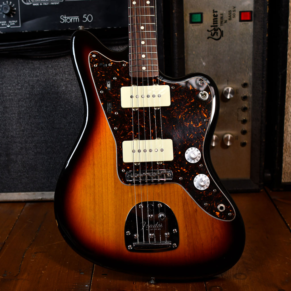 Fender JM66 Three Tone Sunburst 2010