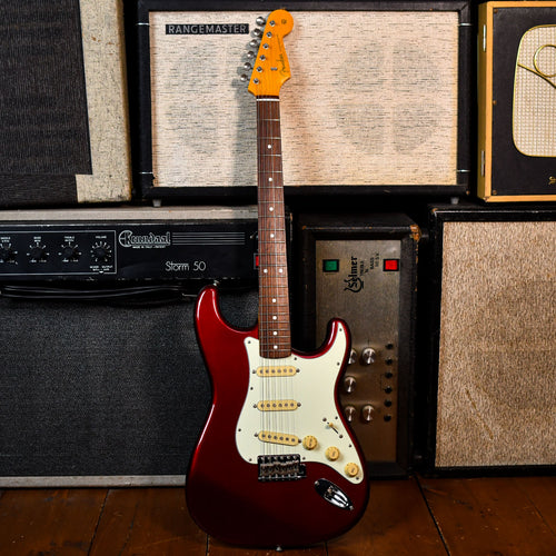 Fender Japan Exclusive Classic 60s Stratocaster Aged Candy Apple Red 2015