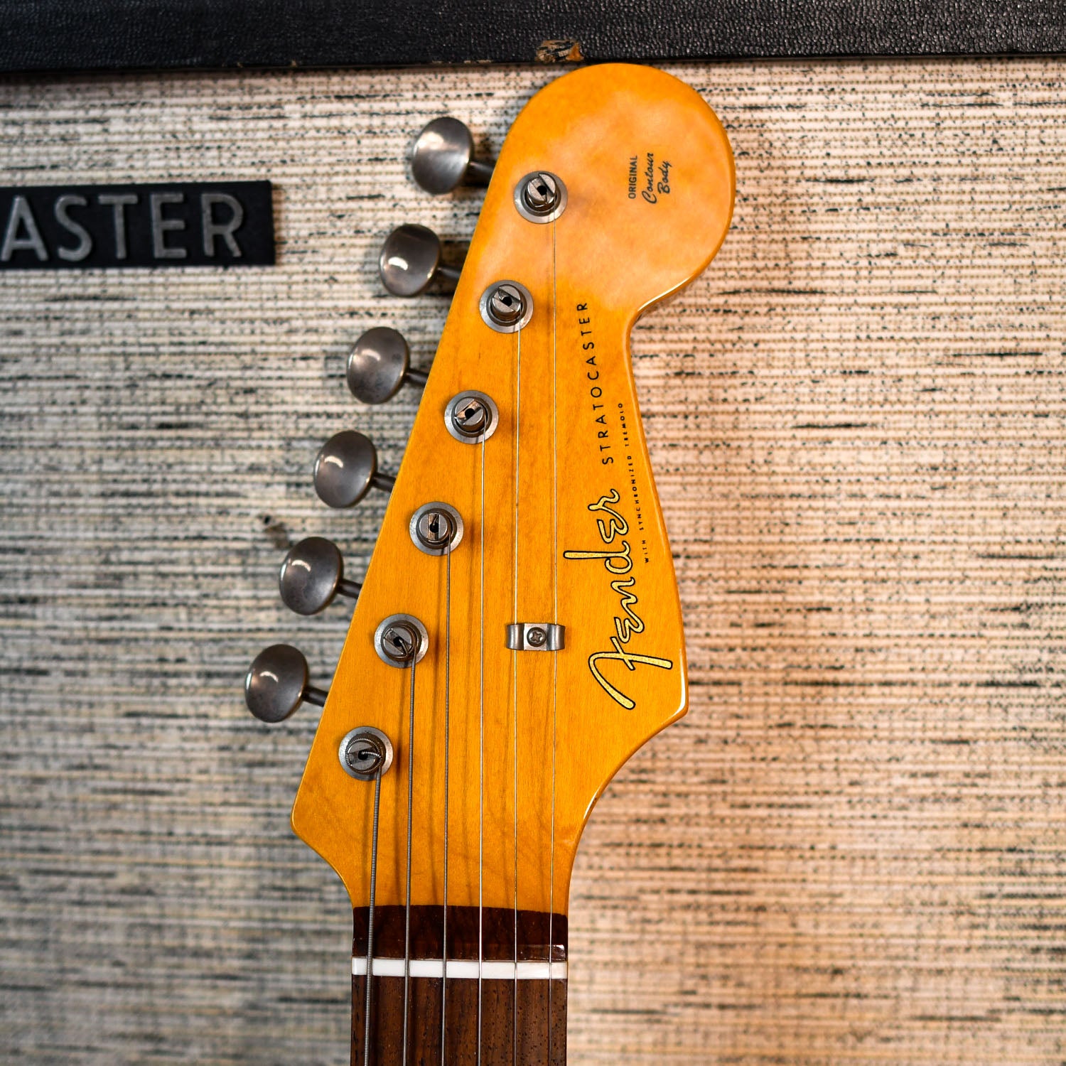 Fender Japan Exclusive Classic 60s Stratocaster Aged Candy Apple Red 2015