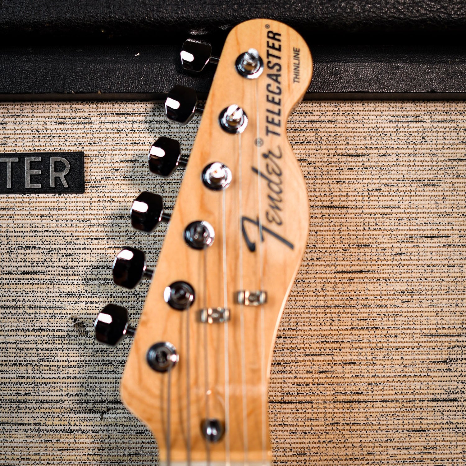 Fender Traditional II 70s Telecaster Thinline 3-Colour Sunburst 2023