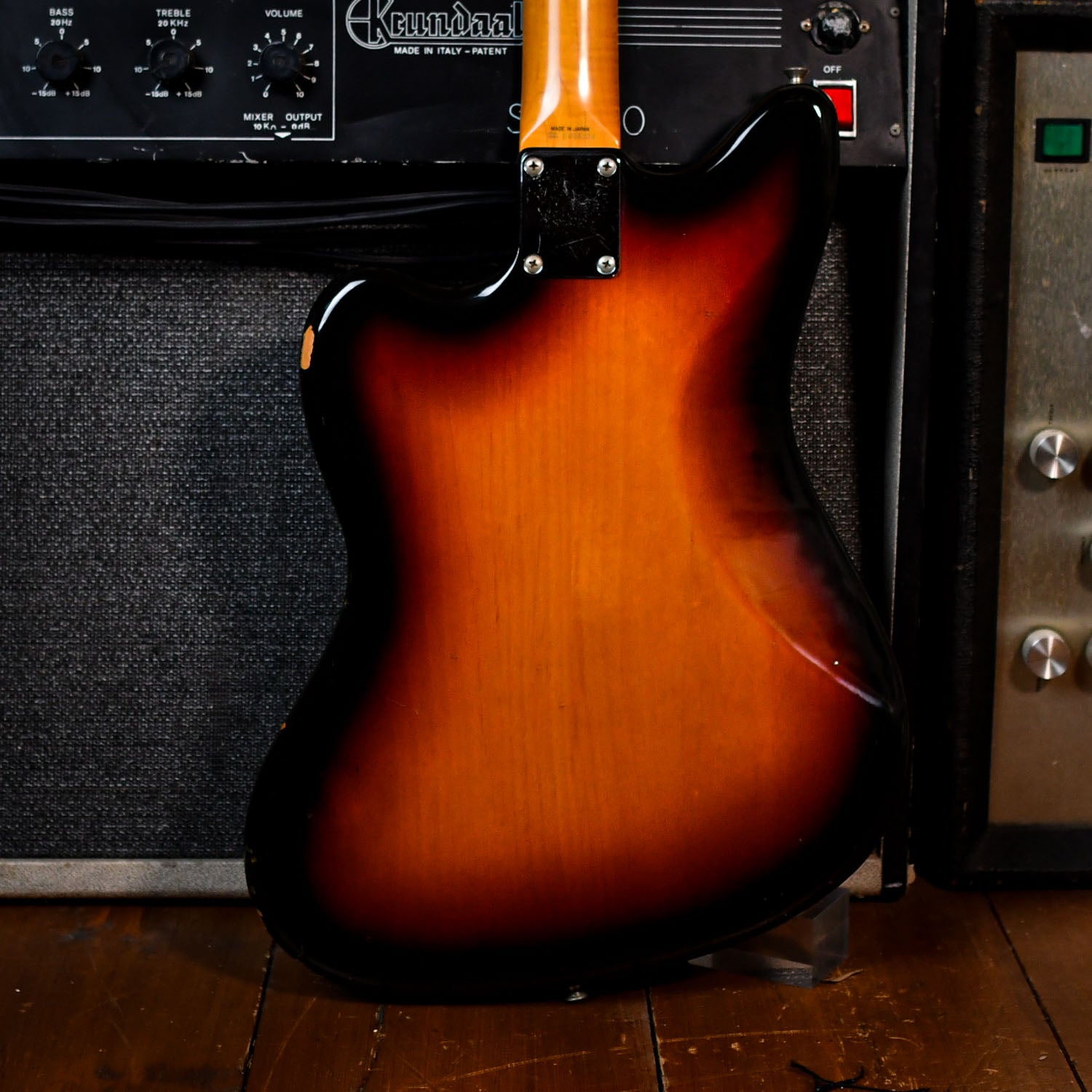 Fender JM66-80 3TS Three Tone Sunburst 2005