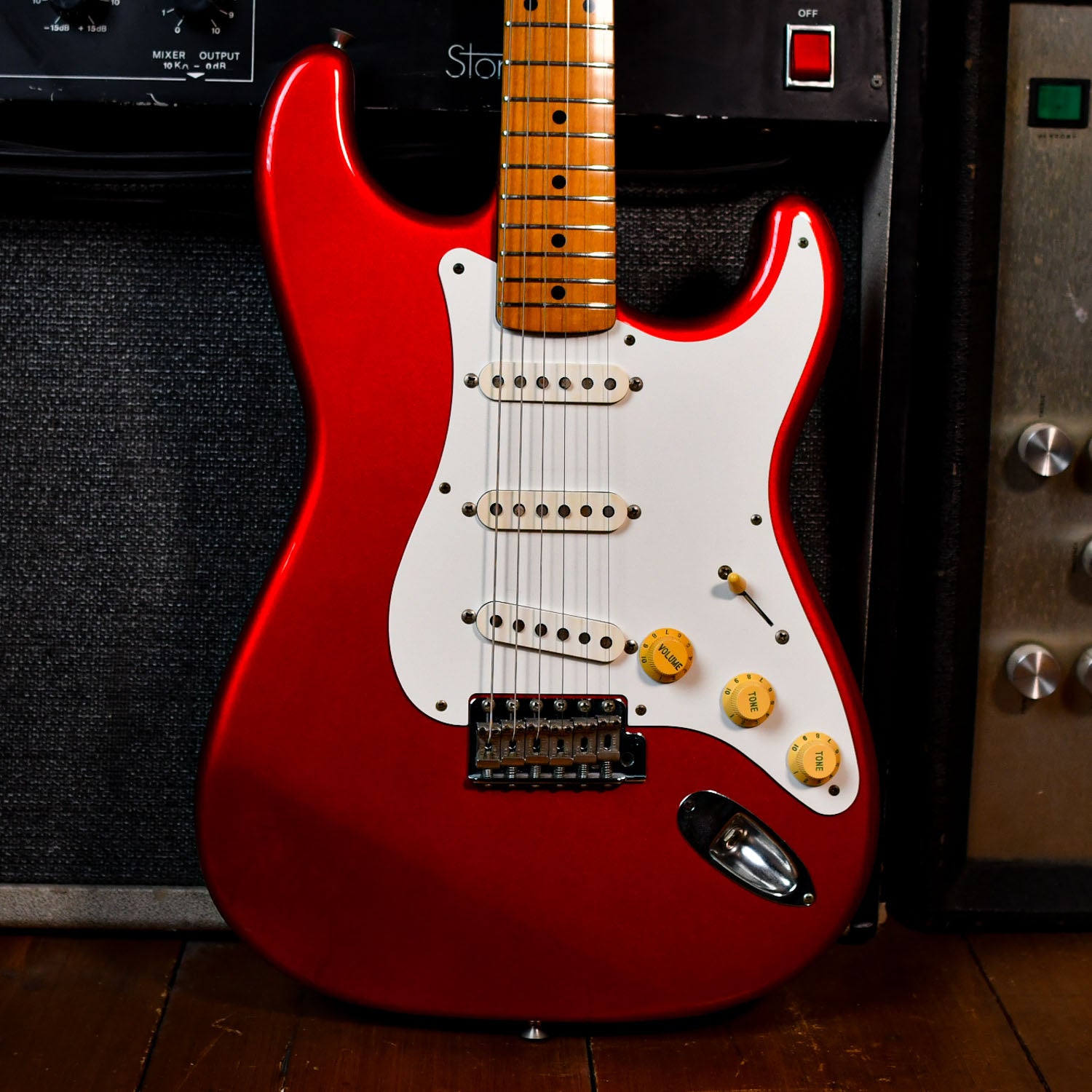 Fender ST57-58US Candy Apple Red 1997-2000