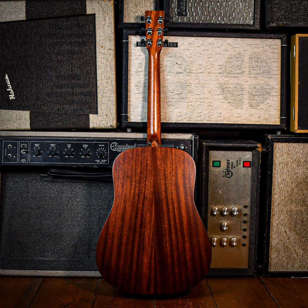 Martin D-15 E 2023
