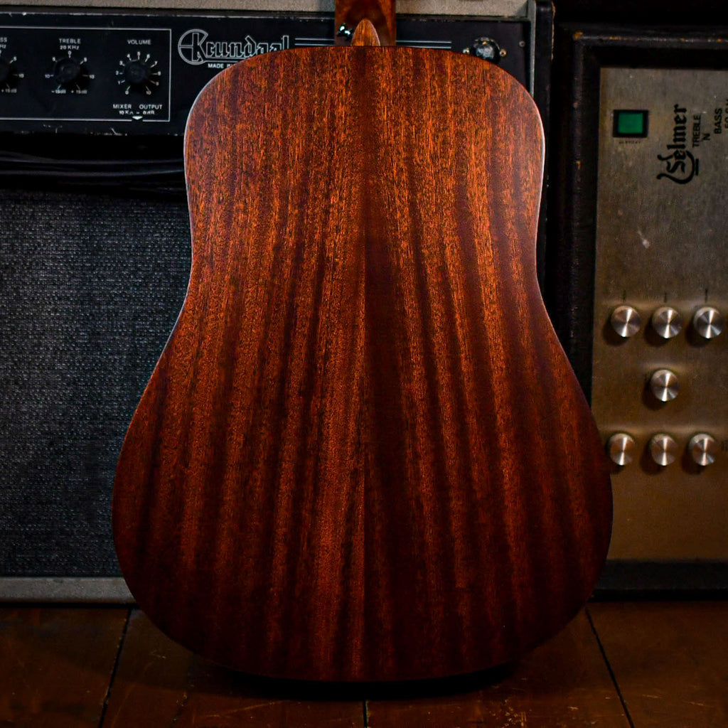 Martin D-15 E 2023