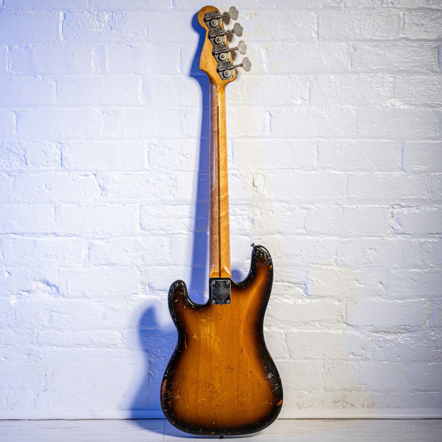 Fender Precision Bass Anodized Guard Sunburst 1957