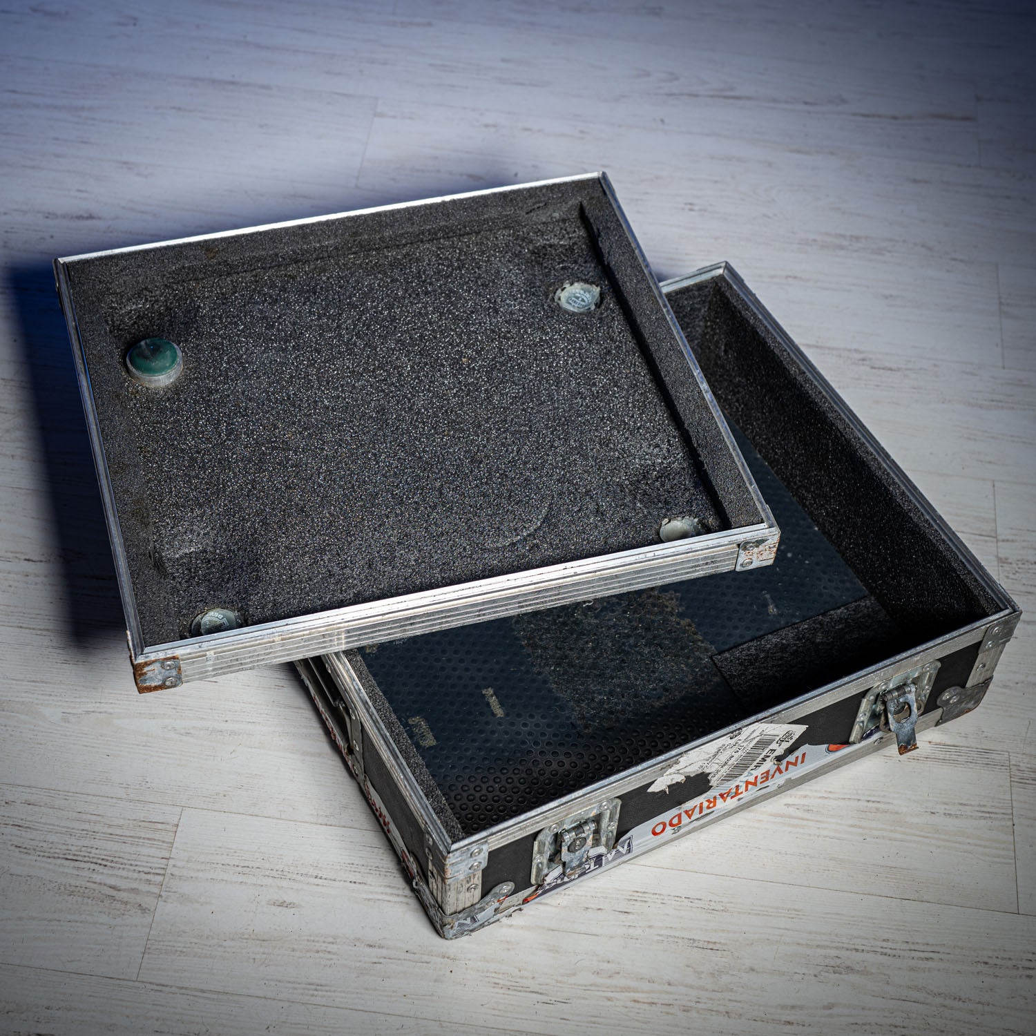 Oasis Tour Flightcase No.1 black 2009