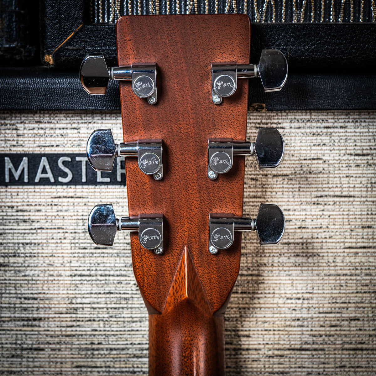 Martin 000-28 Left Handed Natural 2001