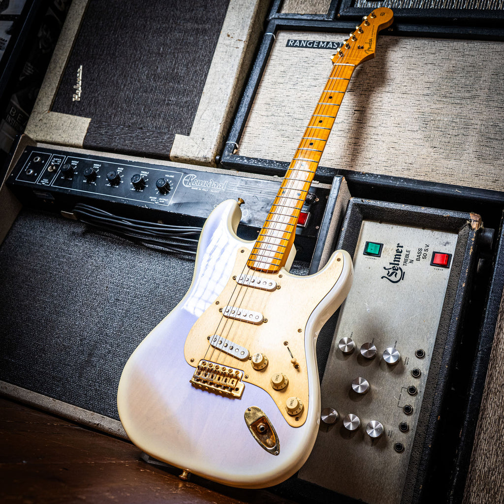 Fender Stratocaster ST-80SPL WBV Special Series White Blue Velvet 2003