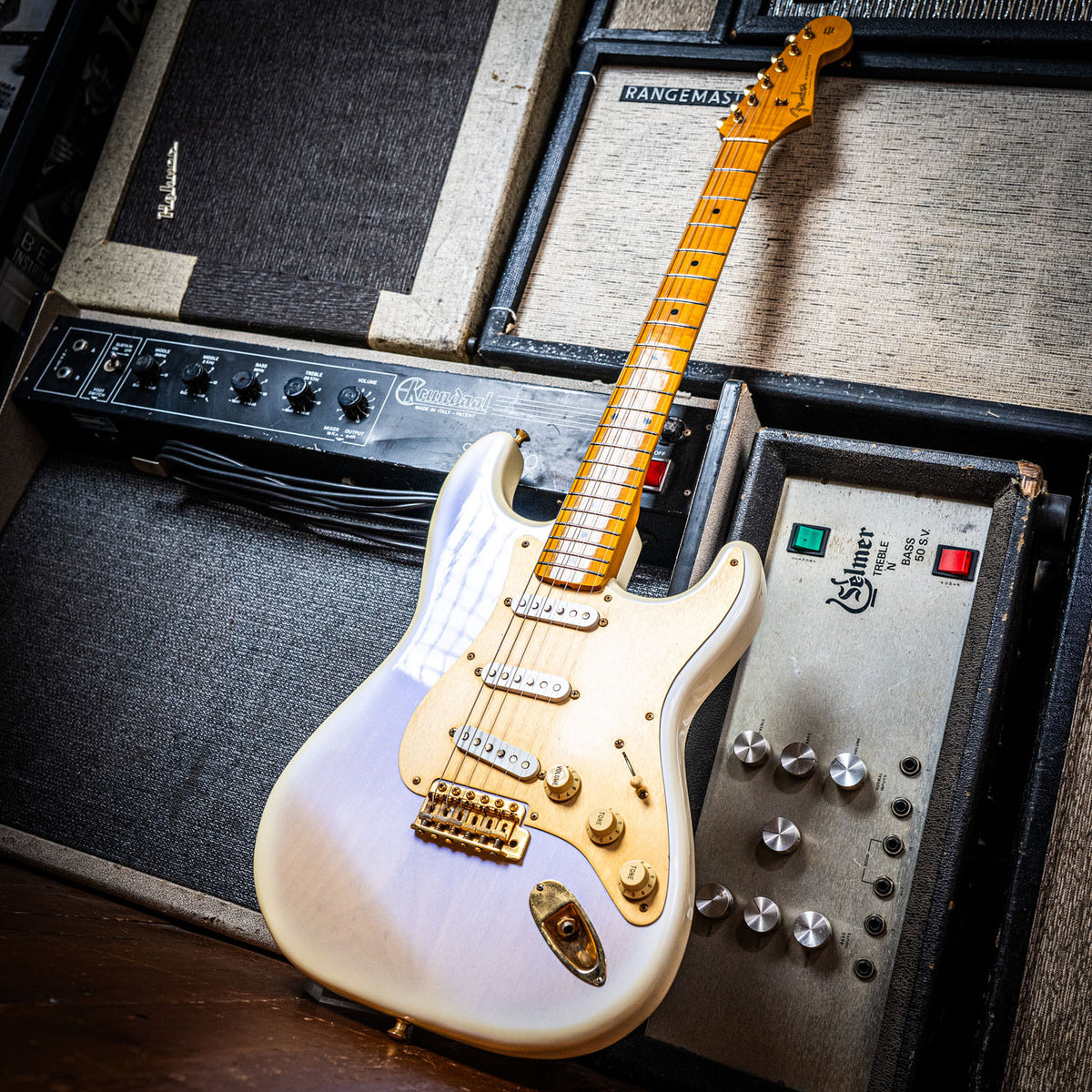 Fender Stratocaster ST-80SPL WBV Special Series White Blue Velvet 2003