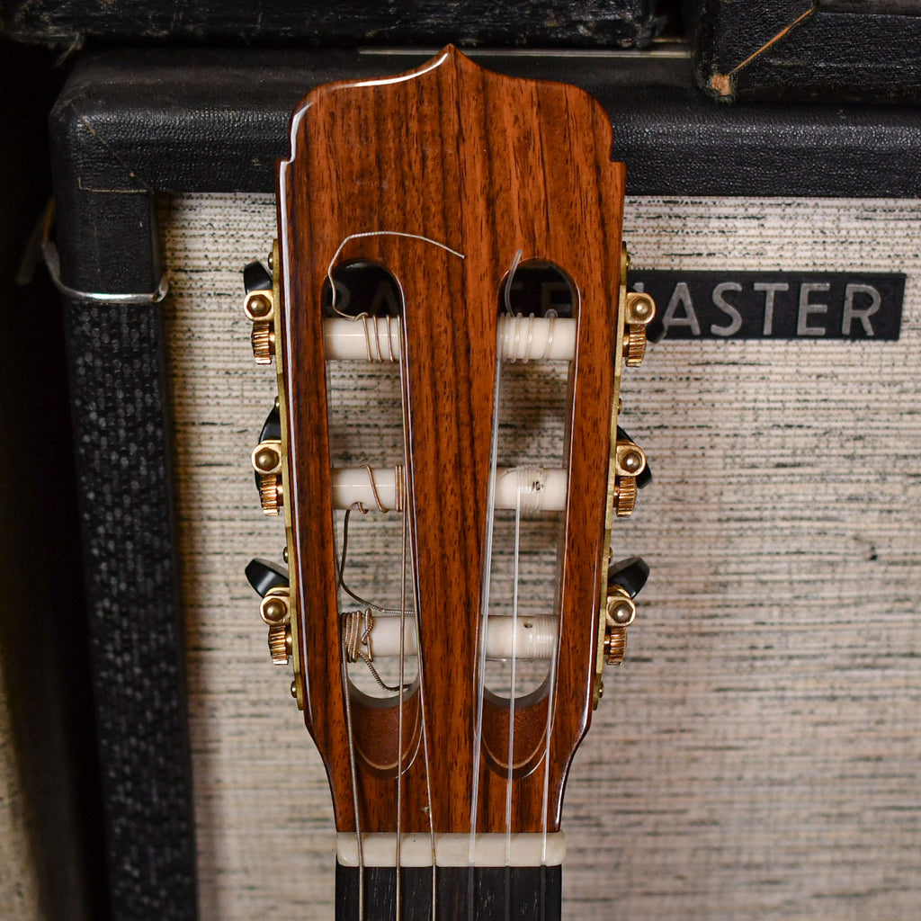 Ramirez Estudio 1 Classical Guitar Natural 2000