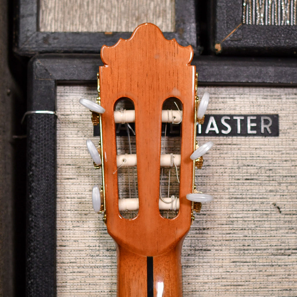 Ramirez 3NAE Model Classical Guitar Natural 2000