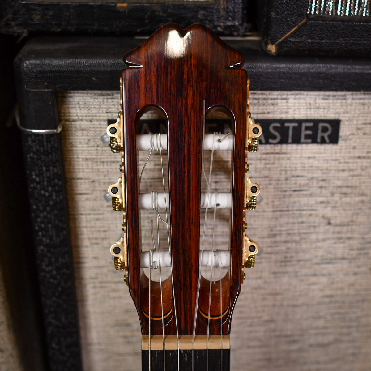 Raimundo 145F Flamenco Guitar Natural 2000