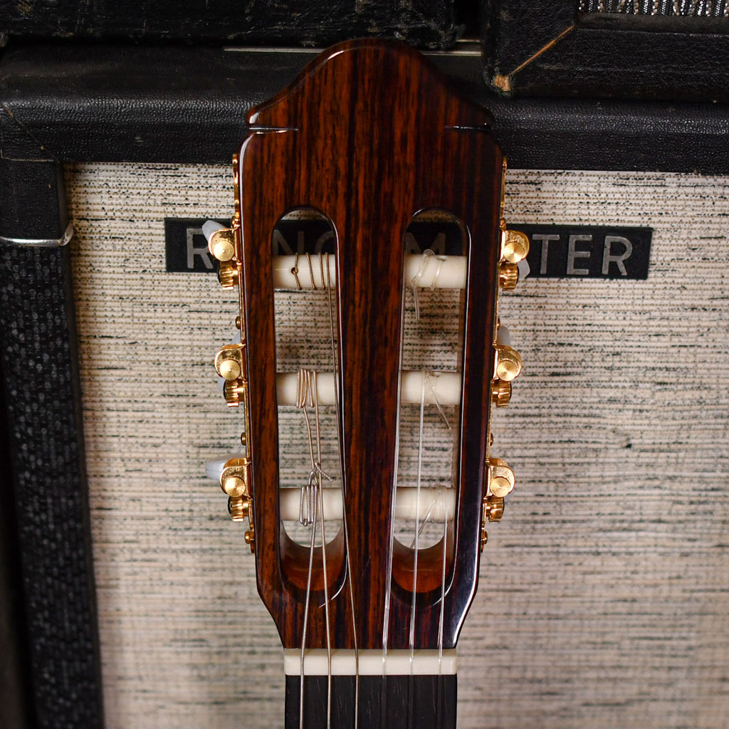 Raimundo 130 Classical Guitar Natural 2000