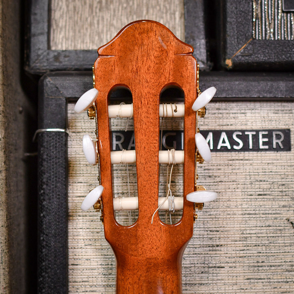 Raimundo 130 Classical Guitar Natural 2000