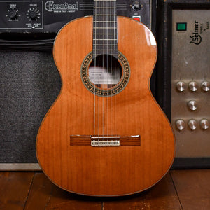 Ramirez Estudio 2 Classical Guitar Natural 2000