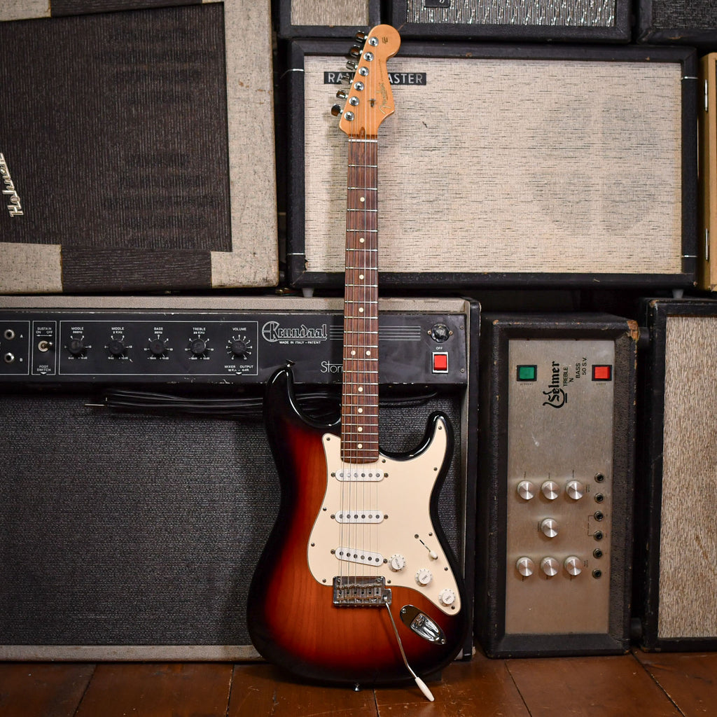 Fender USA Standard Series Stratocaster Sunburst 2010